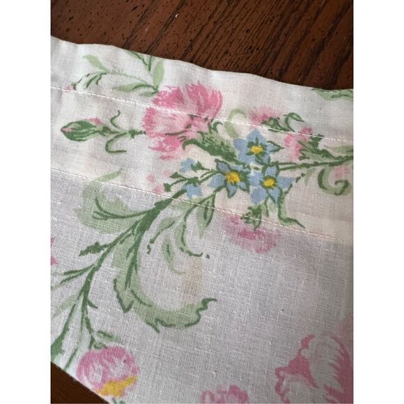 Vintage Curtains - Picture 4 of 7